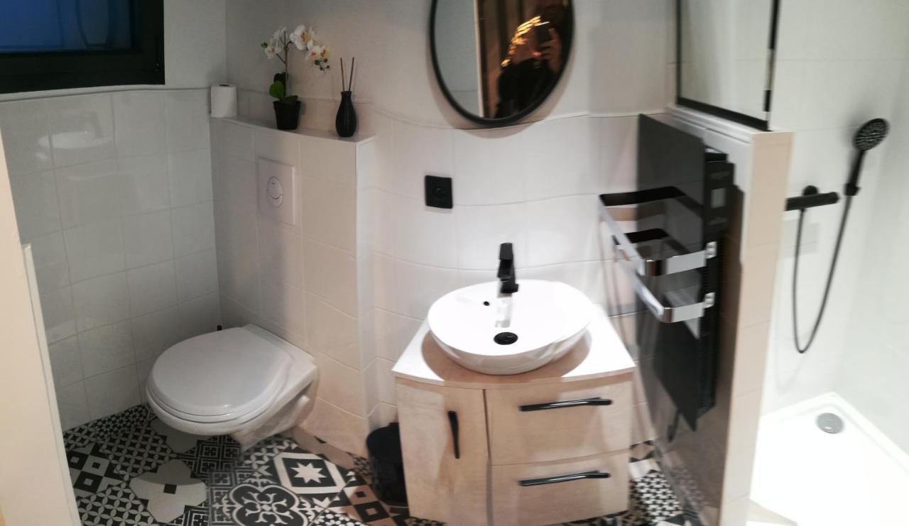 苔丝Studio Cosy Avec Acces Et Terrasse Independants公寓 外观 照片